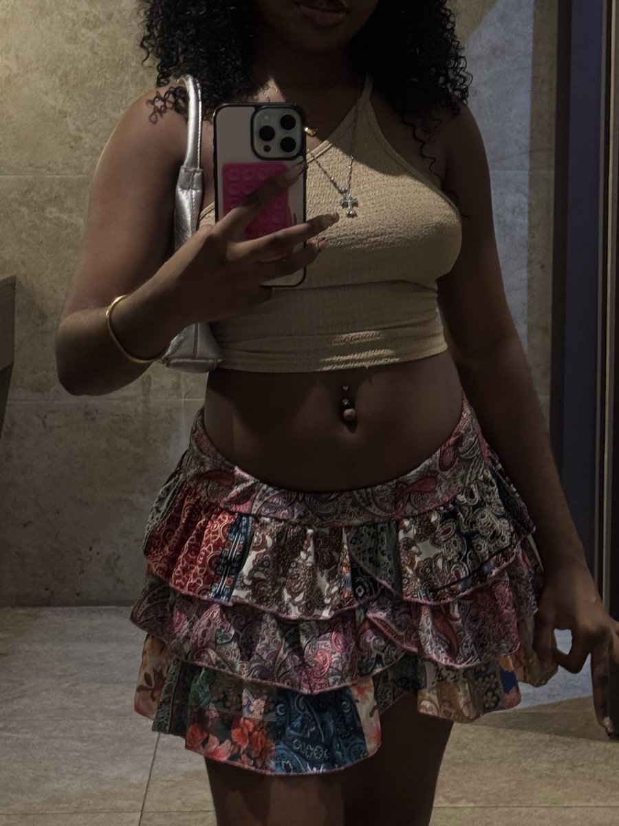 Mirror pics