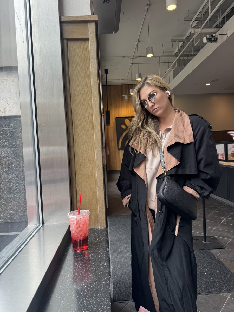 Rachel McLaughlin tweet media