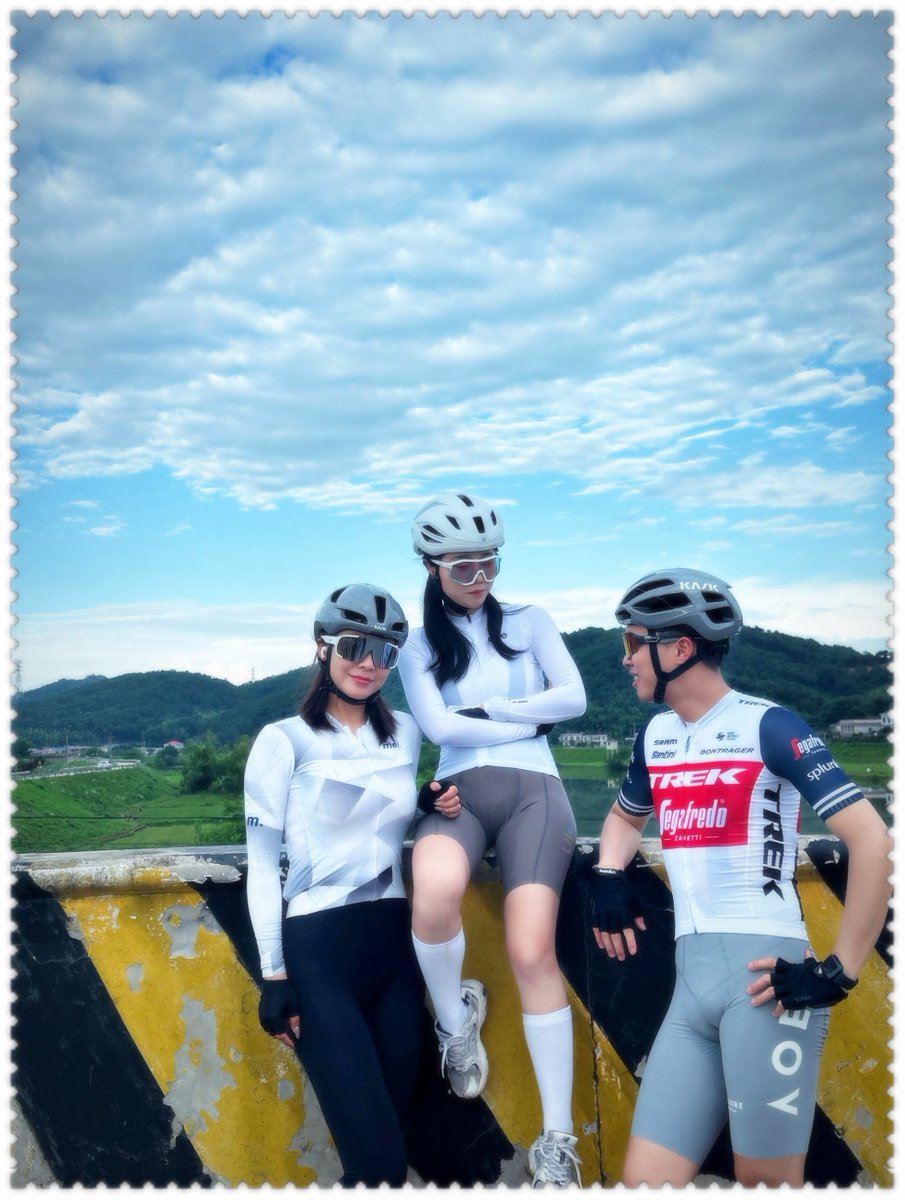 Luis Garcia tweet media