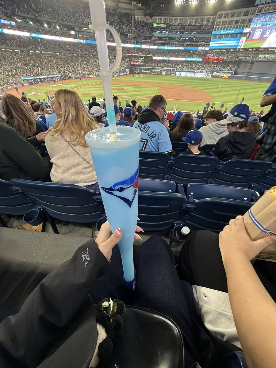 vie 🍁🐧🇨🇦 tweet media