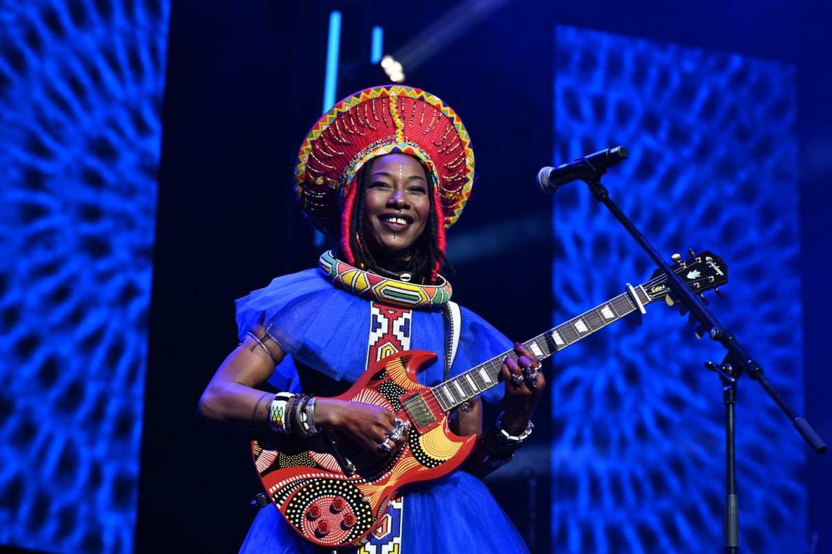 IOL's tweet photo. Malian singer Fatoumata Diawara performs on the Kippies stage during the Cape Town International Jazz Festival. https://t.co/vwosM1qBoJ
📷: Henk Kruger / Independent Media
#CapeTownInternationalJazzFestival #FatoumataDiawara #Mali #singer #music https://t.co/5yQHeUYZOM