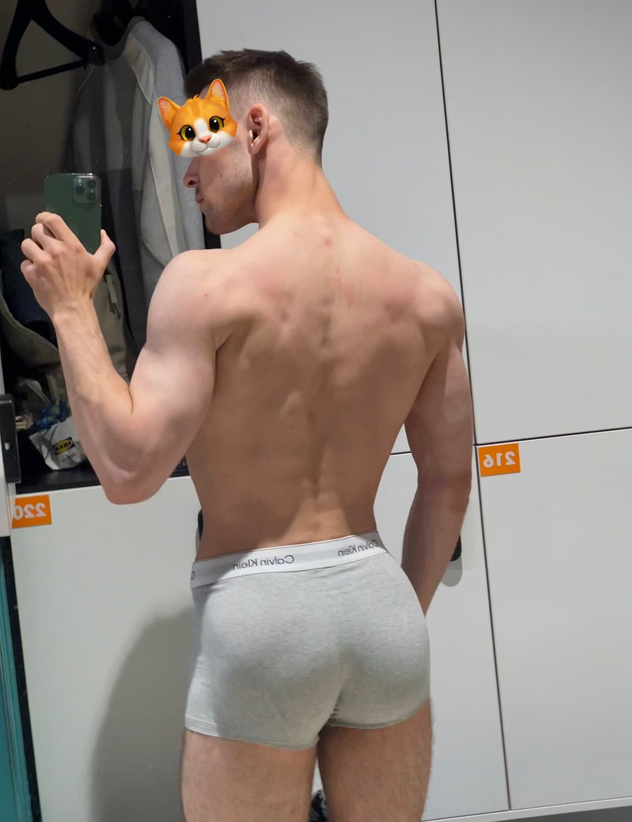 беспокойный 🅴 tweet media