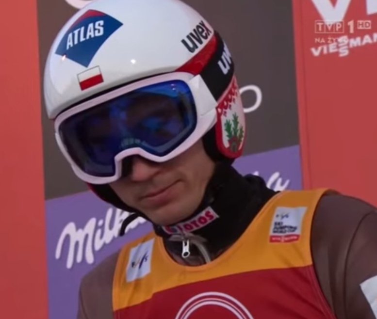 Adrian Lozio tweet media