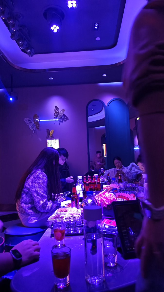 rhodora s. almodien tweet media