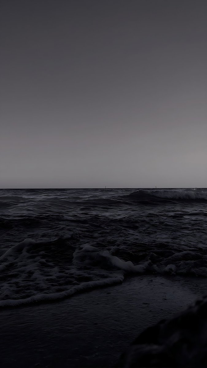 RoyalDosanjh's tweet photo. 🔥 New 4K/HD AMOLED Wallpaper

Clean • Minimal • Perfect for your homescreen ✨

Download and enjoy!
Follow for more daily wallpapers ❤️
                👇
🔥https://t.co/0l0kGOxa3E

#Wallpaper #4KWallpaper #AMOLED #AndroidWallpaper #iPhoneWallpaper #Homescreen #Lockscreen https://t.co/ZEQYwiZUeD