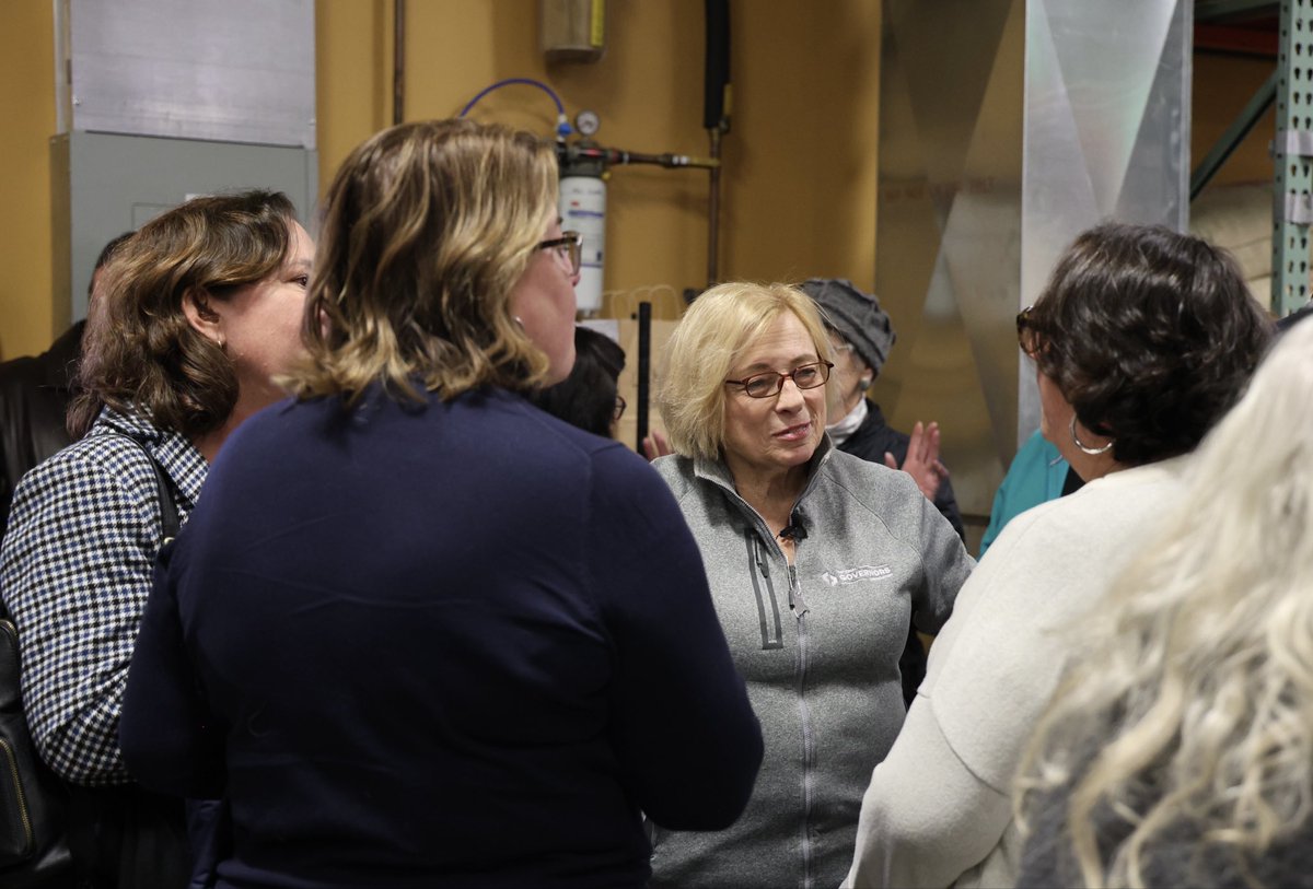 Janet Mills tweet media