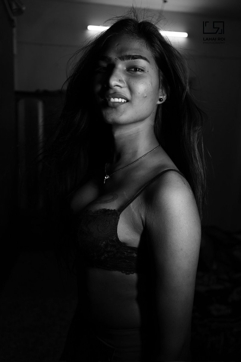 Ayesha143 tweet media