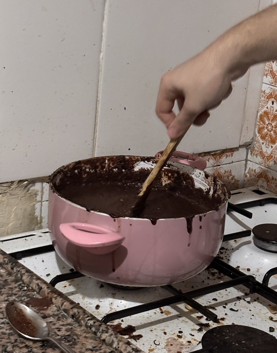 yiit jan tweet media