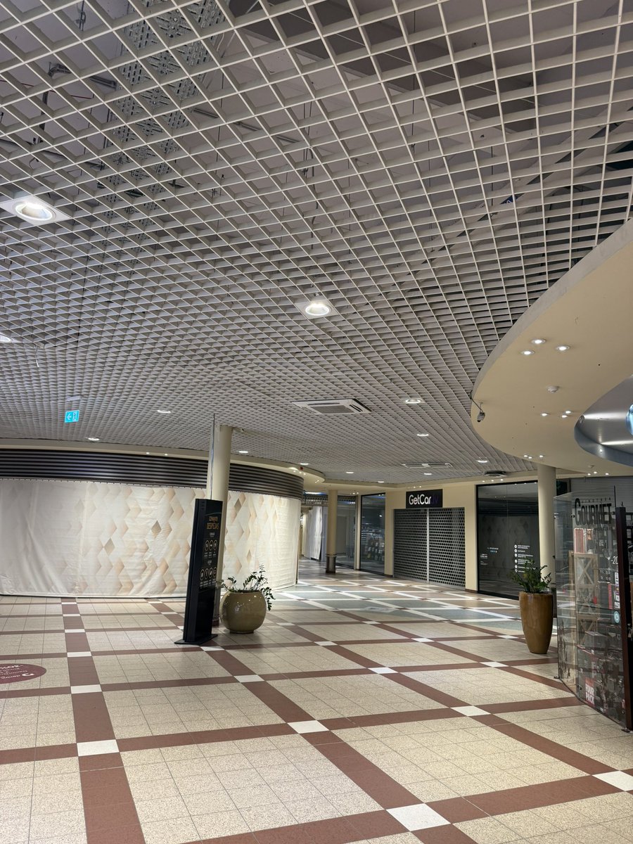 EdvardsStruza's tweet photo. Molam pēdējās stundas 🥹🥹🥹 https://t.co/FQ7XZk14Gu