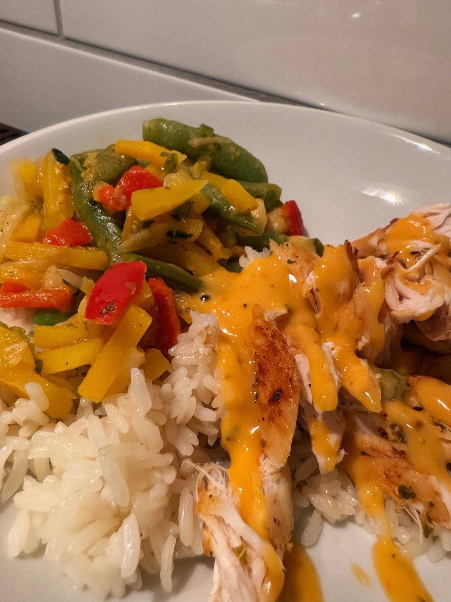 Dani 🪩 tweet media