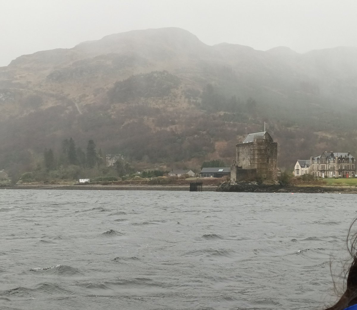 Gemmazzburgh's tweet image. ExE at Lochgoilhead 
Na ceithir ràithean ann an còig mionaidean 
Four seasons in five minutes 
Even seen seals! 
#Lochgoilhead #argyllandbute #lochgoil #scotland #carrickcastle