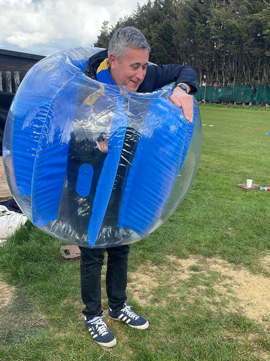 Ian Hall tweet media