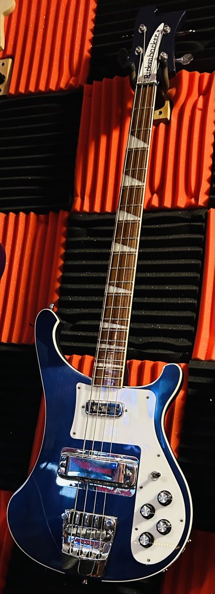 Guitarbizon tweet media