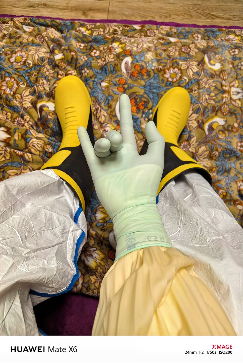 疯狂燃烧的腿毛 tweet media