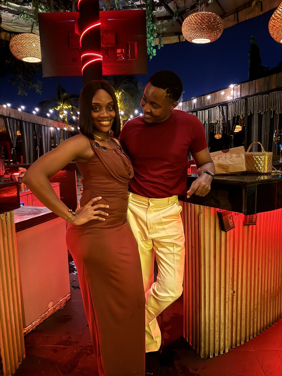 thatcanvapro | Use Recollyai tweet media