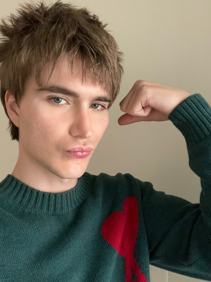 Dreamy Brett tweet media