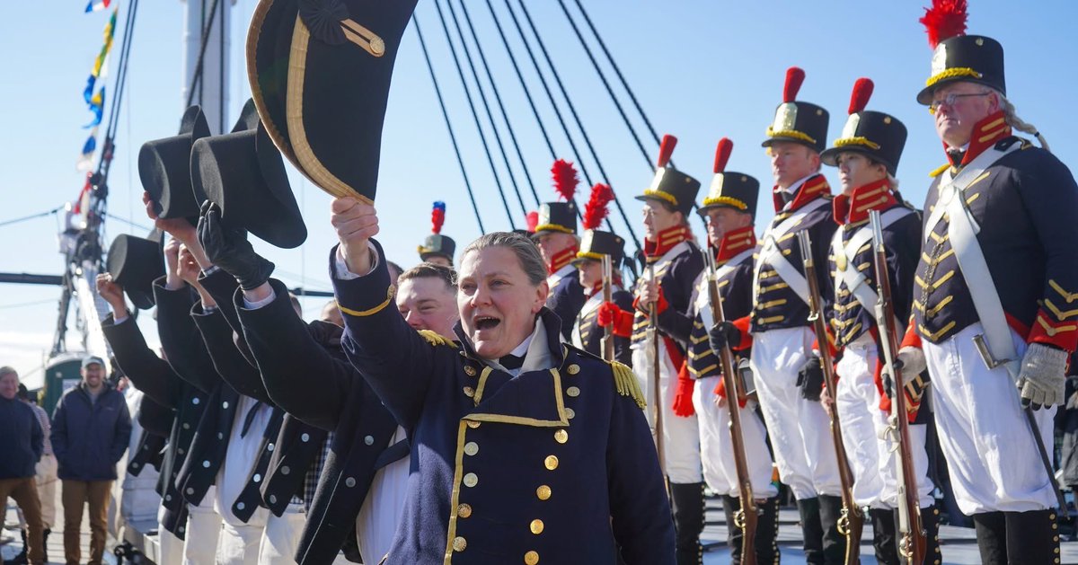 USS CONSTITUTION tweet media