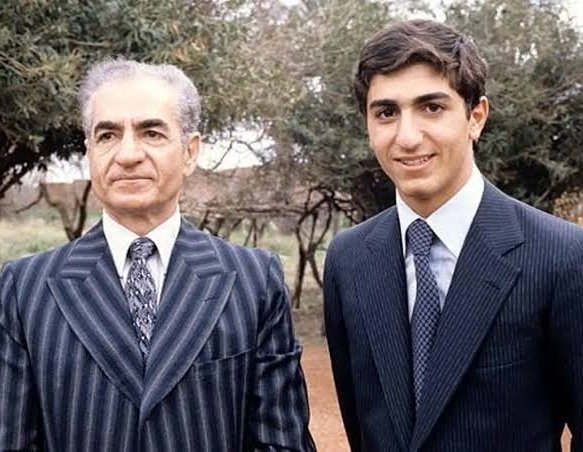 Raha Azadi tweet media