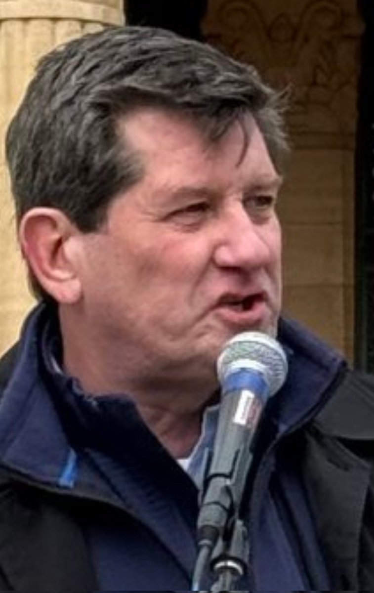 Blunt_Betty tweet media