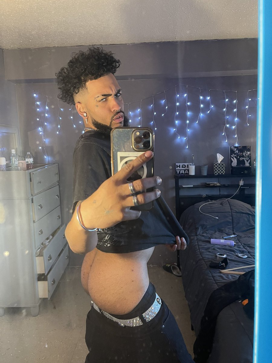 bbyboi 🧛🏼 tweet media