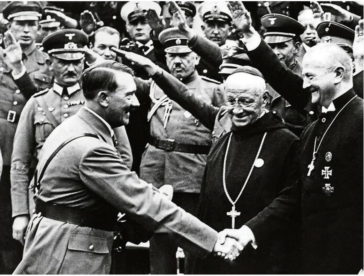 Klarname tweet media