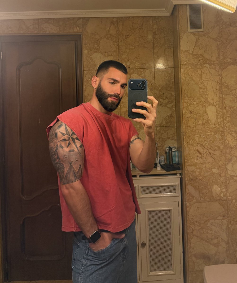 Tomanusek tweet media