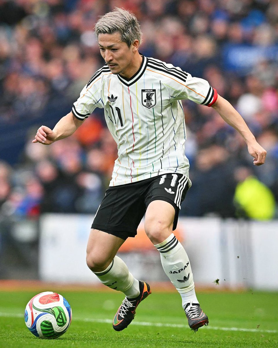 esvaphane tweet media