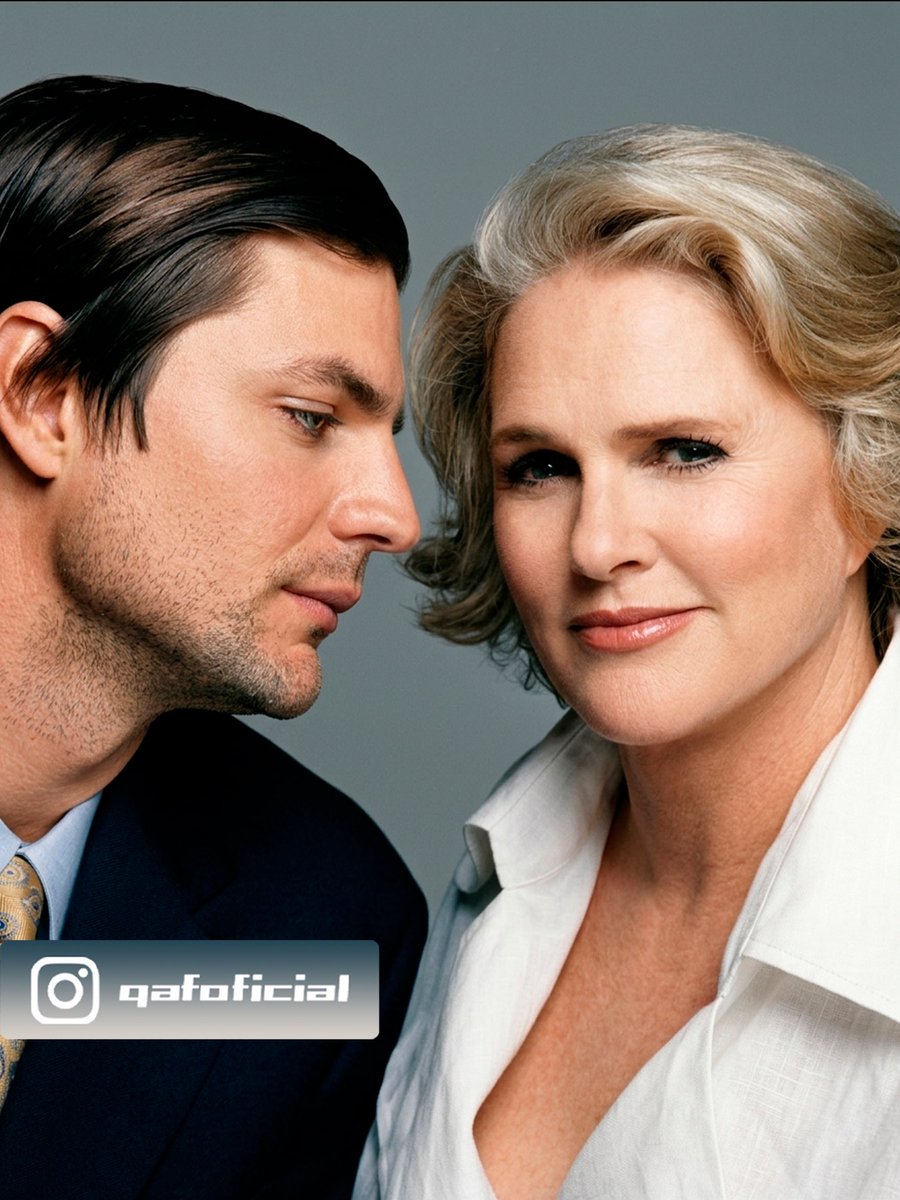 qaf_official's tweet image. Gale Harold &amp;amp; Sharon Gless 🩶
#Queerasfolk #Series #2000s