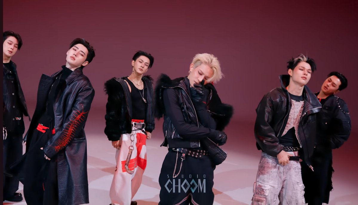 EngeneMoon7️⃣-1=0 tweet media