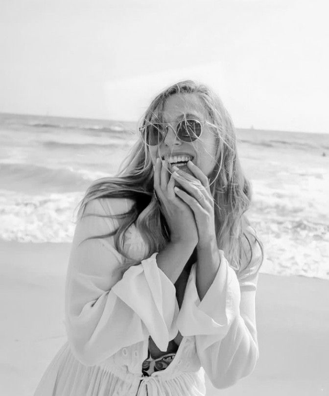 hexingfate's tweet photo. Beach day. ☀️ https://t.co/qjRm3ot5RT