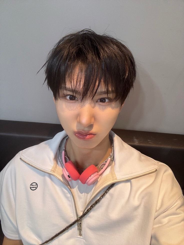 Alen🛹 | Twenty I'm fine tweet media