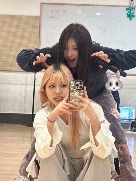 Tav 🝮 (semi ia) | with purki 365 (5th anni) tweet media