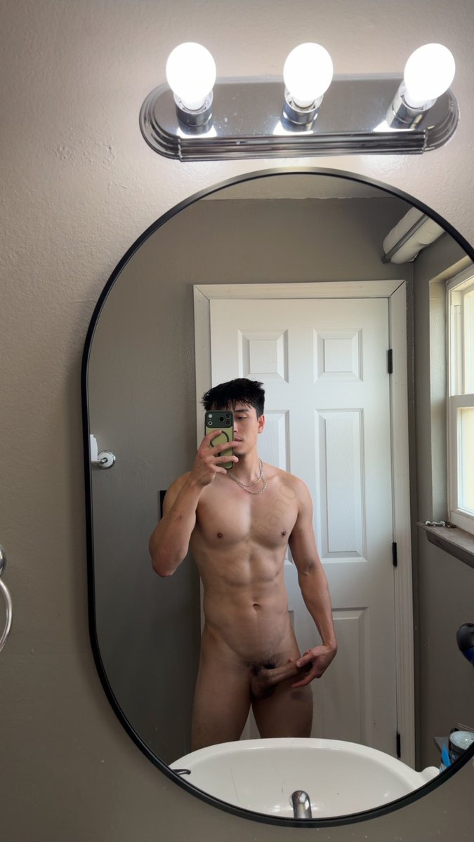 Emilliano🔱 tweet media