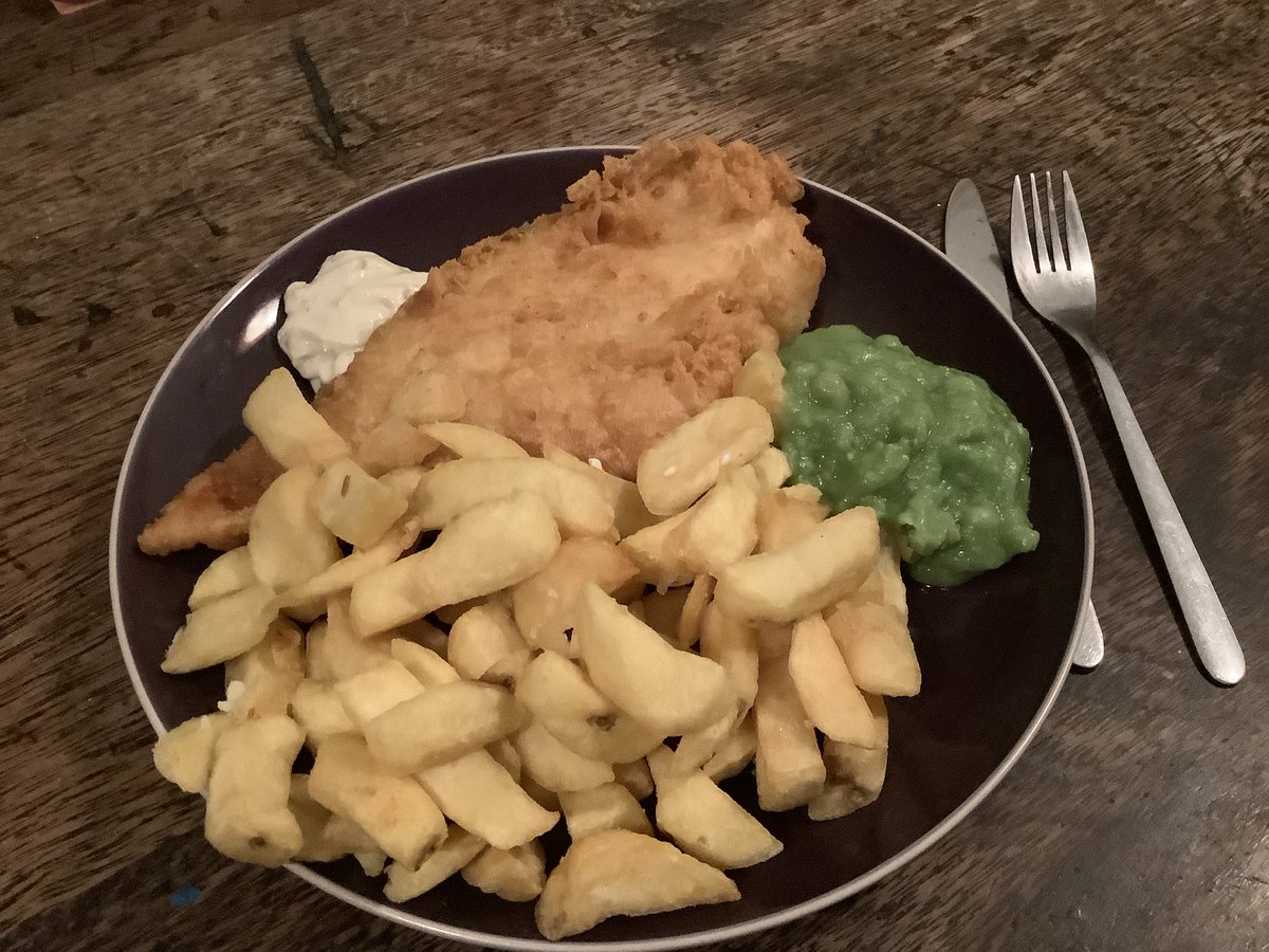 Doris from Watford tweet media
