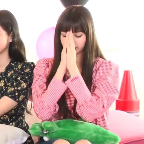 Miss suay ma’am please make that 1 hour long EP public again. It had good numbers. Most of us really loved it. You can do the usual format (1 EP-4 parts) from next week. <a href="/malisorn00/">Faye Malisorn</a> <a href="/FFabel_Ent/">Fabel Entertainment</a>