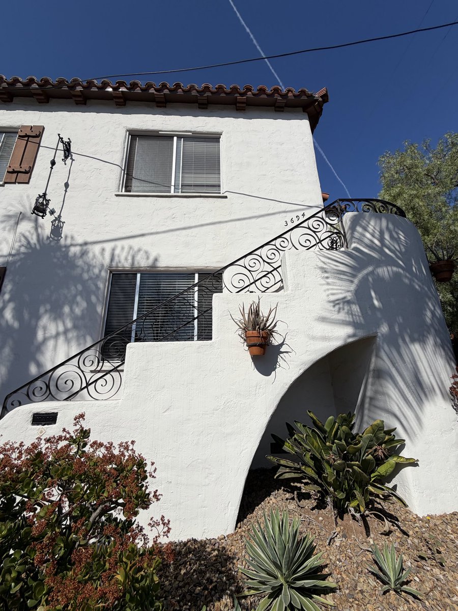 Julie Chang tweet media