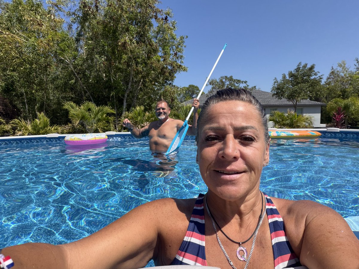 NikkiD. -Stellarfamily tweet media