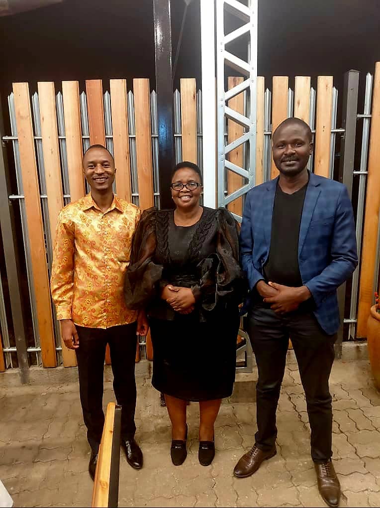 bekemaplanka's tweet photo. My leaders decided to come and celebrate with me. Thank you so much. https://t.co/cxrKUNMbnm