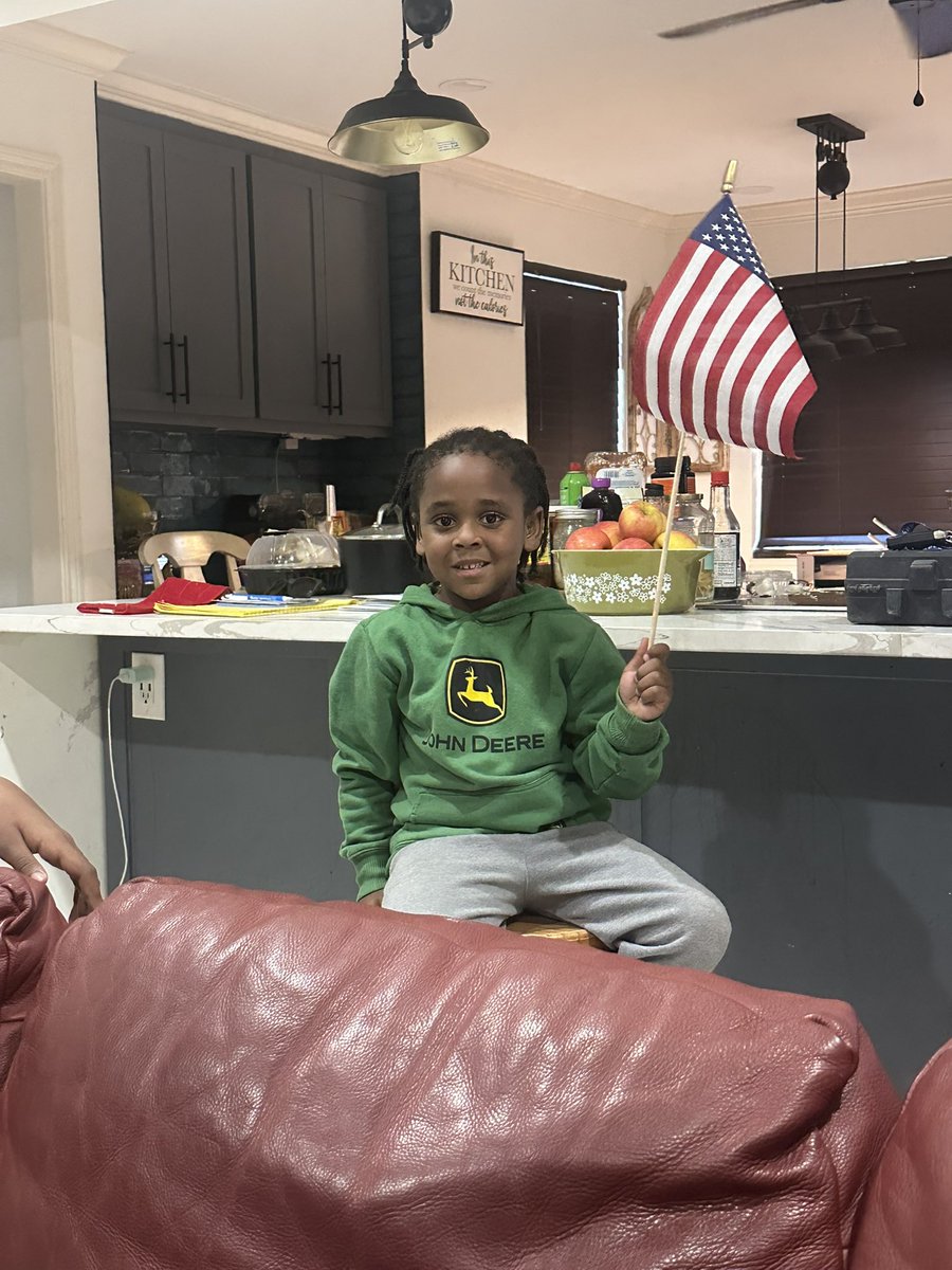 tiredofthebs tweet media