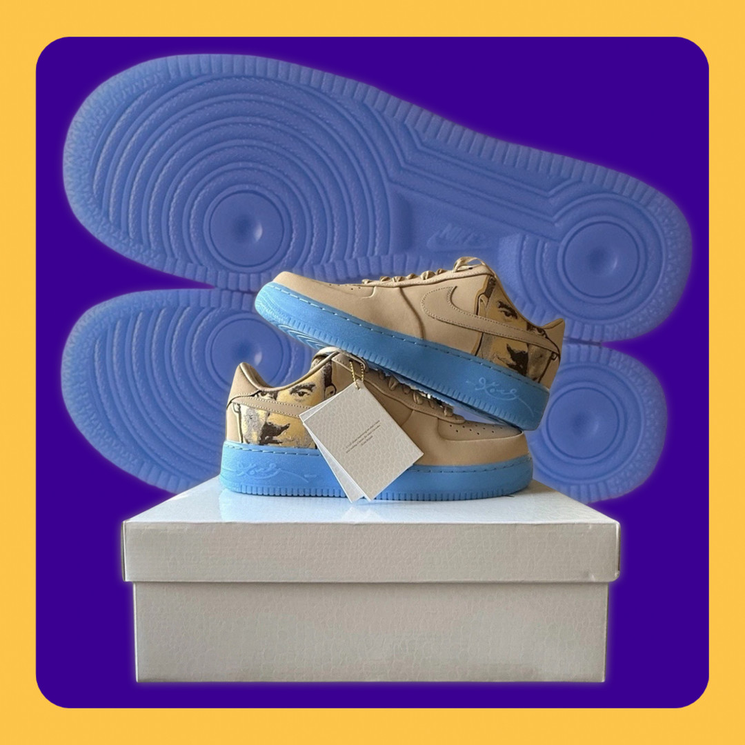 nextwaveflips's tweet image. 🏀👟 It's time to lace up the legacy of Kobe! 🖤🐍 The Air Force 1 Low (Size 12) in tan &amp;amp; blue is perfect for collectors and fans alike. 💰🟦 Click to cop yours now! 📦🔗 wix.to/9UzslDg #IconicStyle #KobeBryant #NextWaveFlips