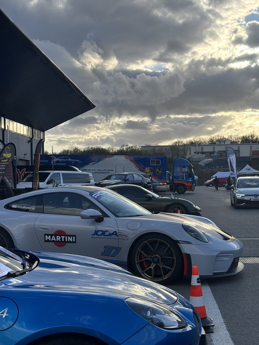 Akelaa 🦇 tweet media