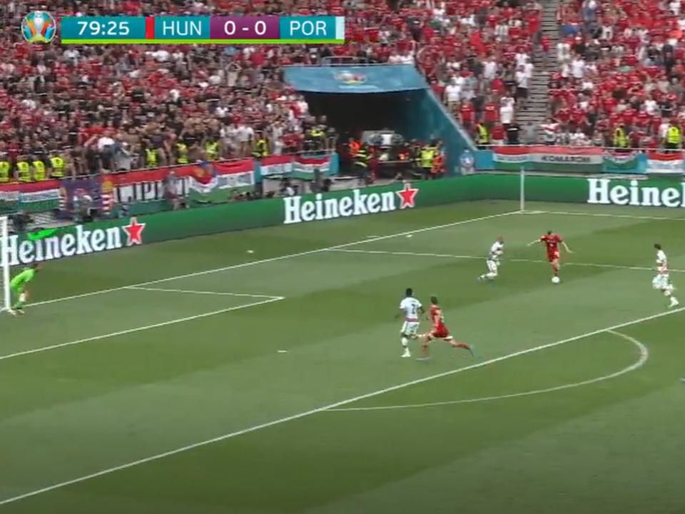 bence 🔅 tweet media