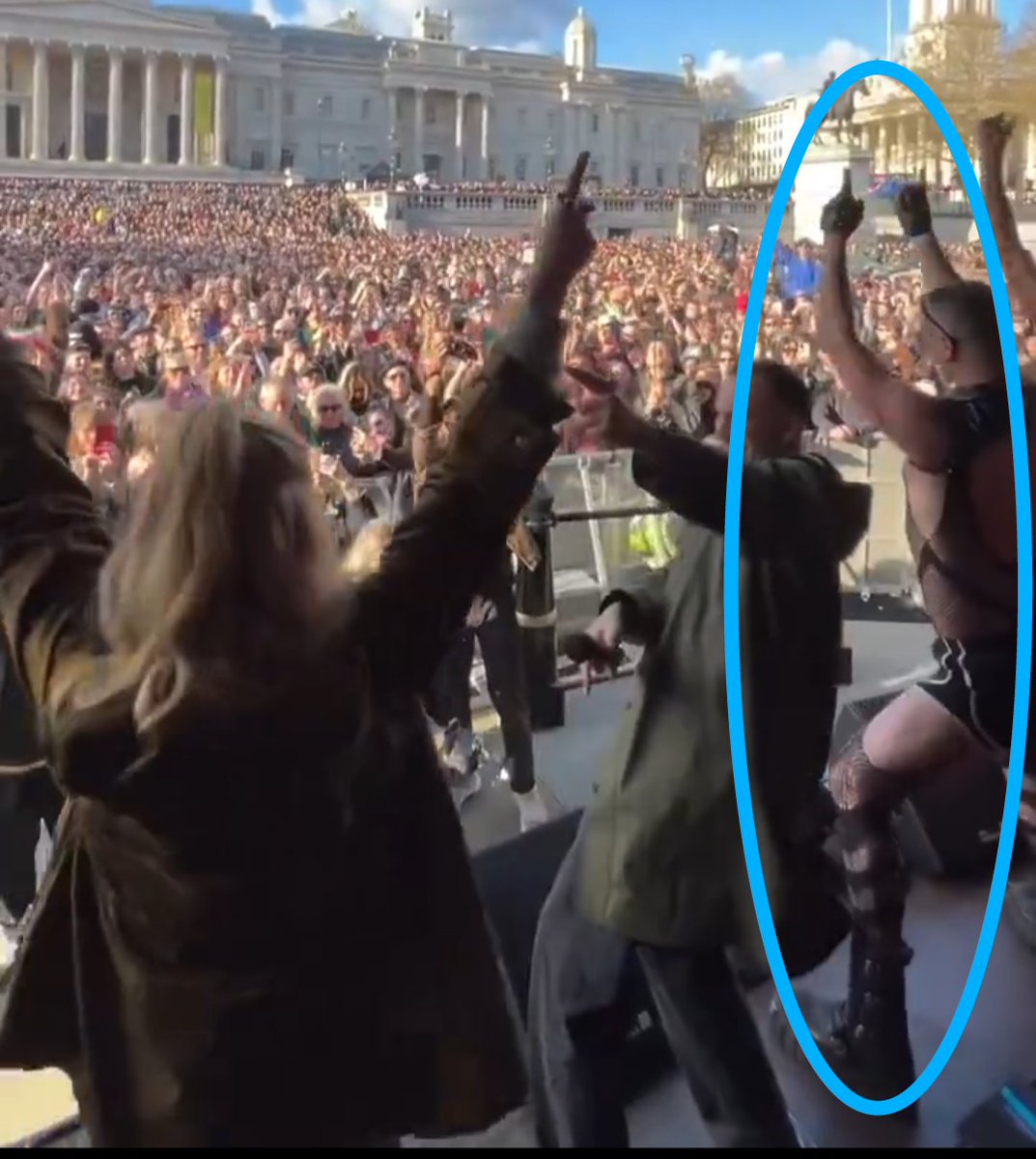 FiTay💜🤍💚 tweet media