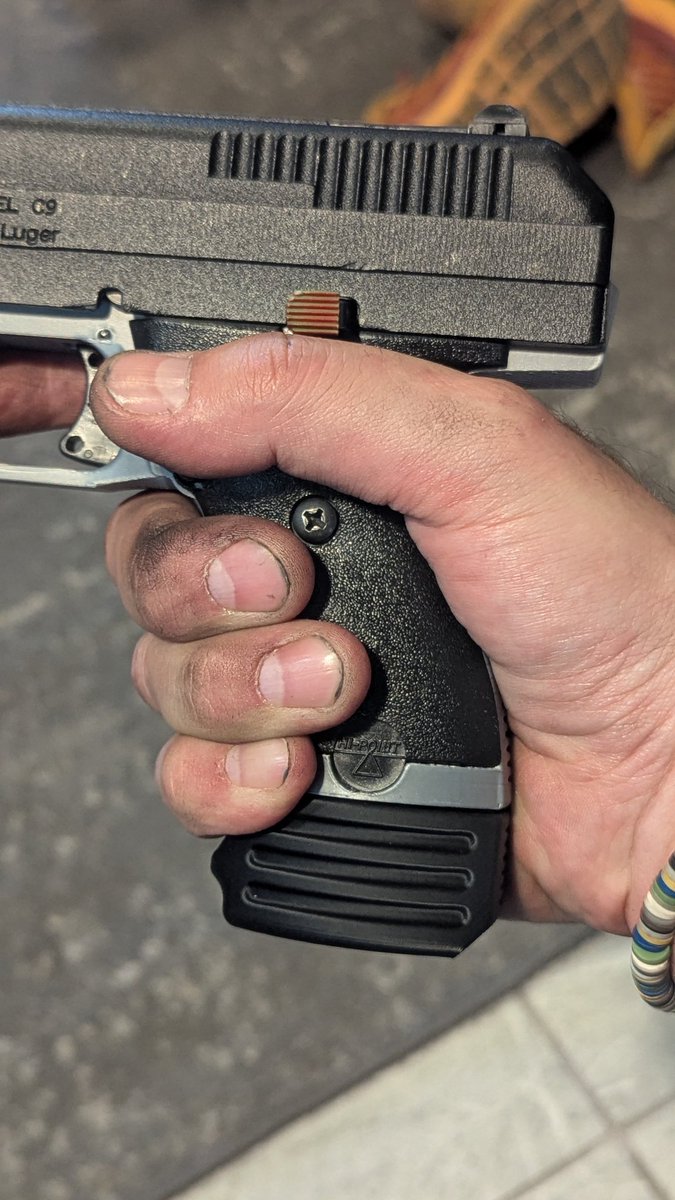 LukeWarmDesigns tweet media