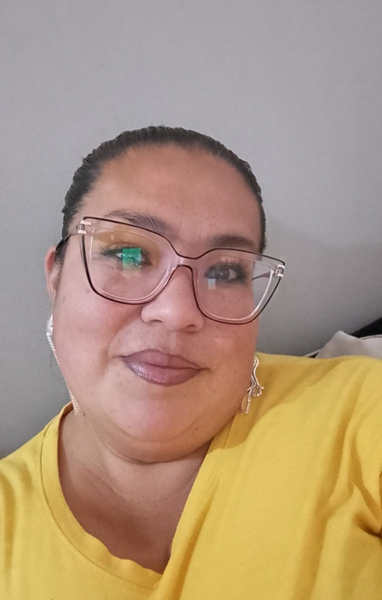 Alex Pasivo Zihua 😍 tweet media