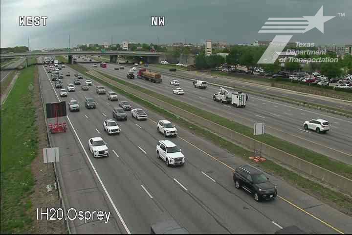 krldtraffic's tweet image. ROAD WORK - Travel Advisory #Arlington: EB 20 @ SH-360 - the right lane of the ramp is blocked - slow from Collins @KRLD #KRLDTraffic #Waze #1080KRLD #trafficalert @TxDOTFortWorth