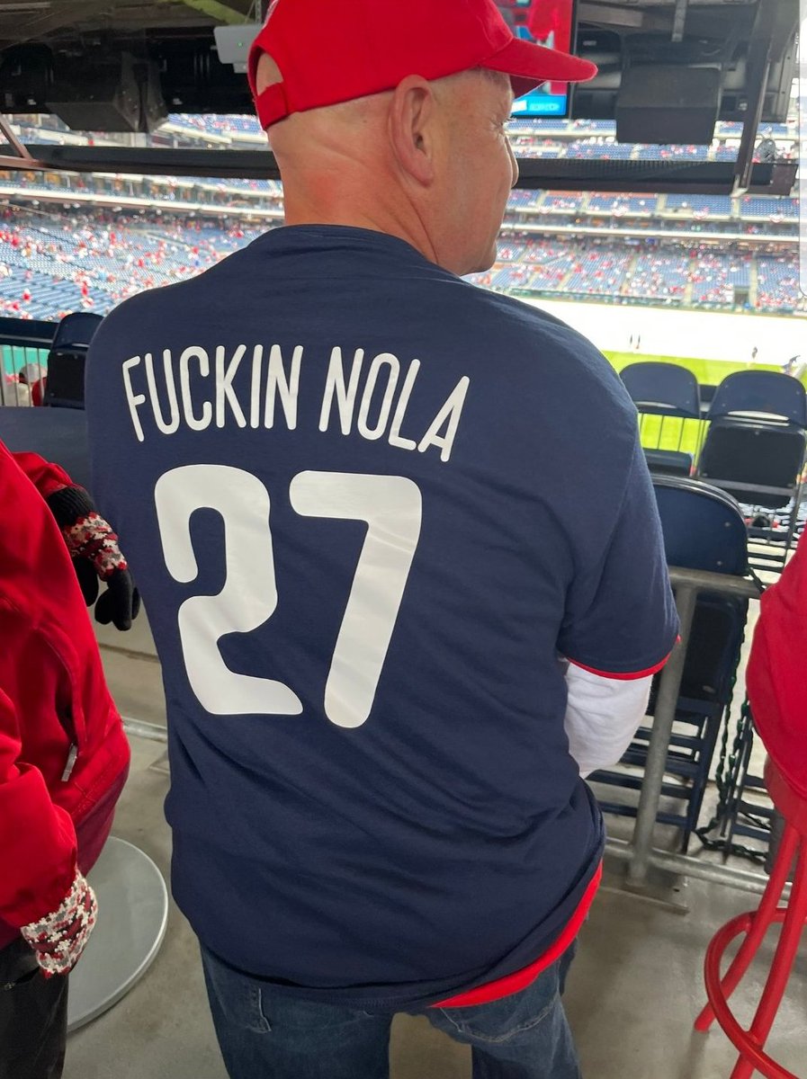 Niccolle tweet media