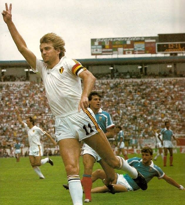 FootballRetroPlus tweet media