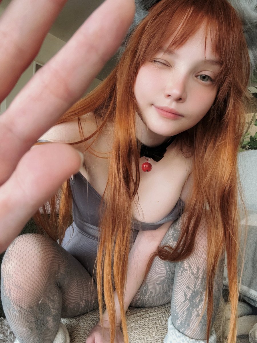 Alisa Leafy tweet media