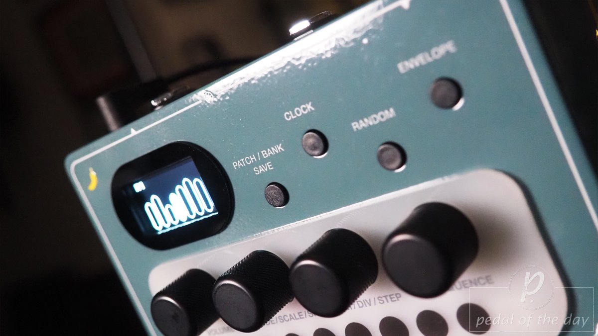 pedaloftheday's tweet image. Excited to have another gem from Bananana Effects for you all today - let's check out the incredible TARARIRA Arpeggiator Pitch Shifter Sequencer, shall we?? You're gonna dig it, PROMISE!

youtu.be/8mK4tg6vOfk

pedal-of-the-day.com/2026/03/29/ban…

#bananana #pedaloftheday #effectspedals